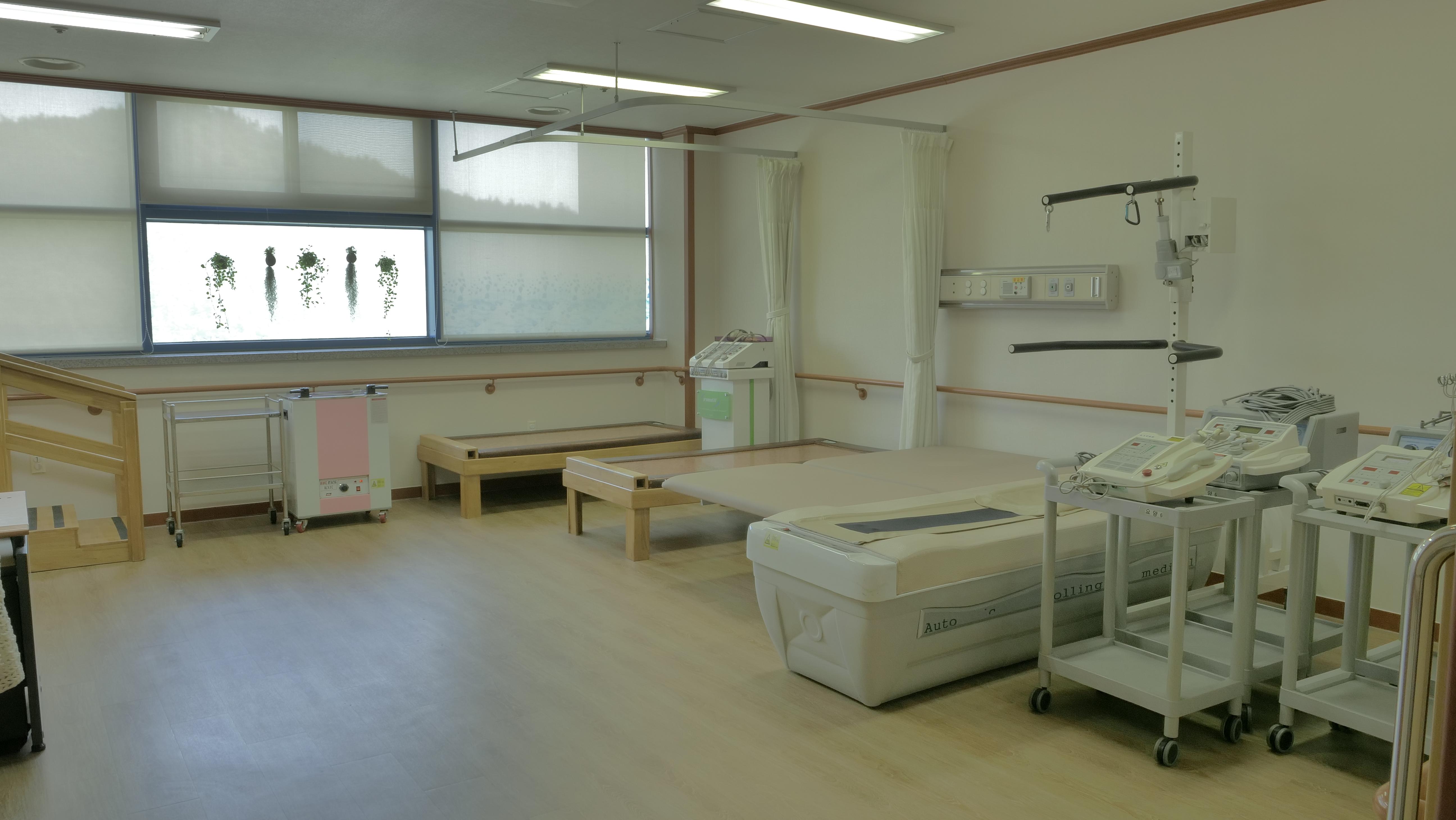 고흥군노인전문요양원 이미지 3