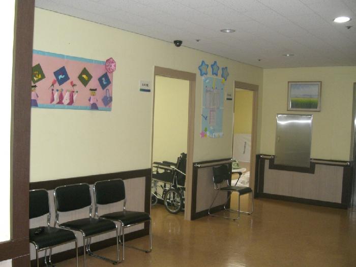 강북노인전문요양원 이미지 14