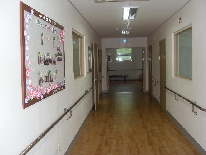 강화노인복지센터부설 한울요양원 이미지 7