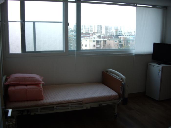 굿모닝케어노인전문요양원 이미지 20