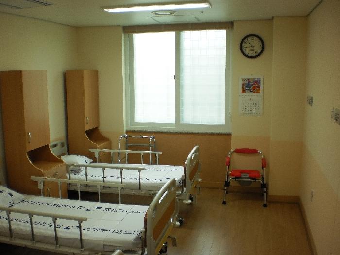 건강누리 의왕시립 노인요양원 이미지 10