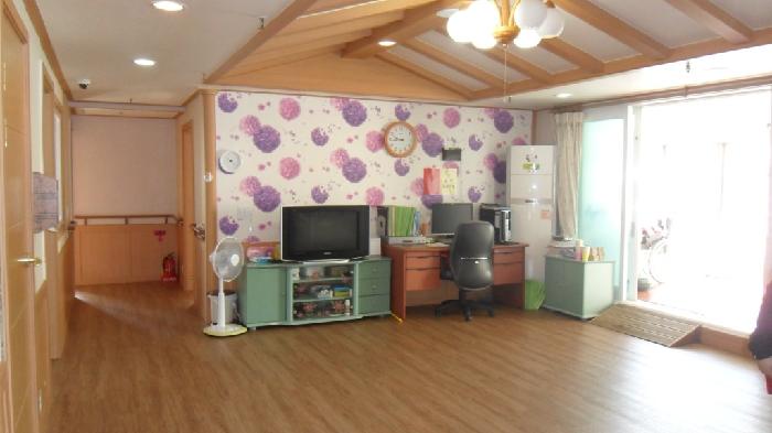 강릉노인요양공동생활가정 이미지 13