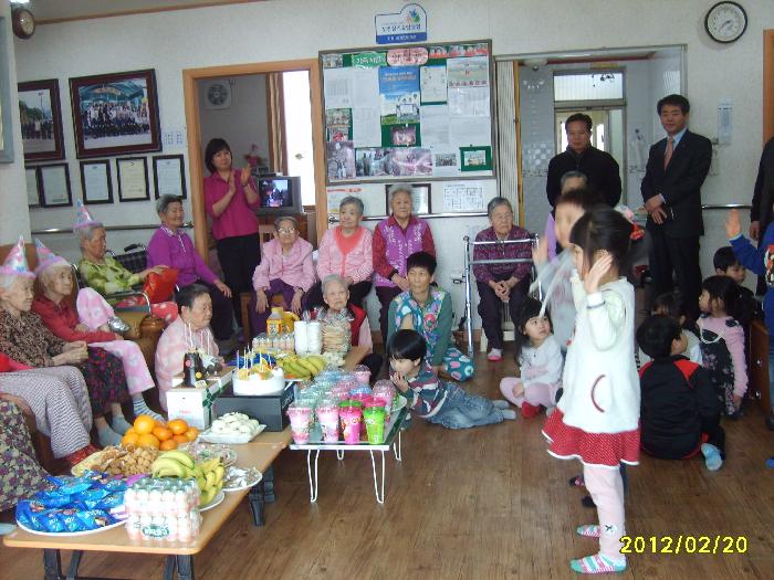 가족처럼노인요양원 이미지 25