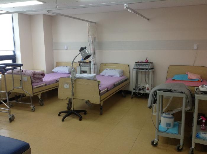 골든청주요양원 이미지 2