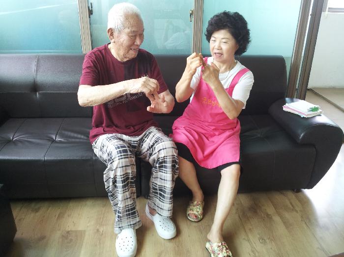 굿모닝케어노인전문요양원 이미지 23