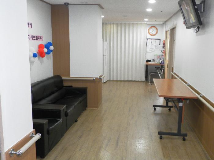 강북노인전문요양원 이미지 7