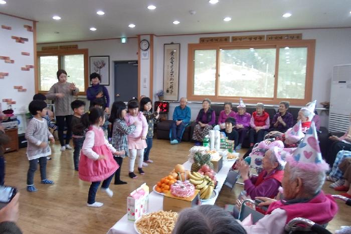 가족처럼노인요양원 이미지 11