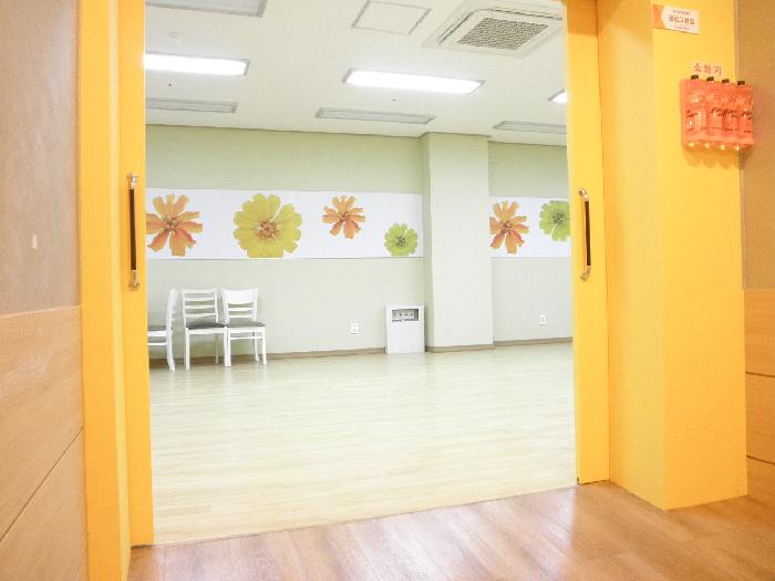 (주)함께향남실버케어센터 이미지 18