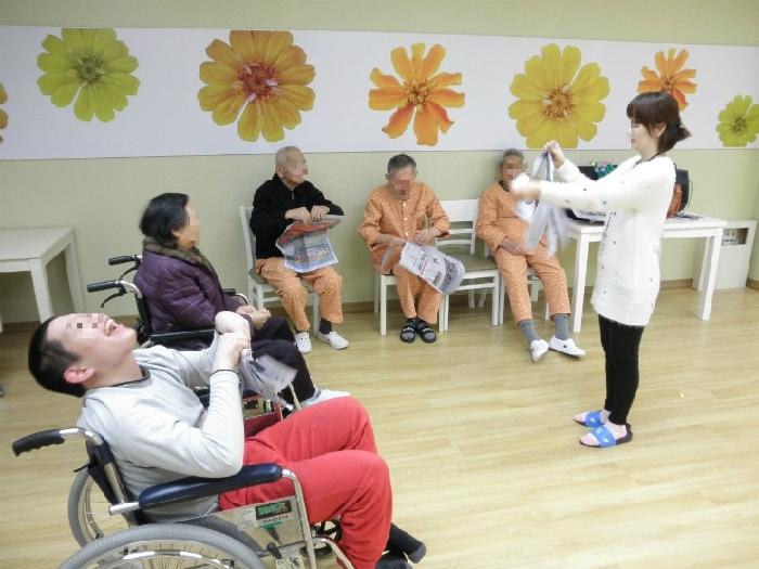 (주)함께향남실버케어센터 이미지 16