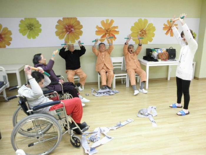 (주)함께향남실버케어센터 이미지 15