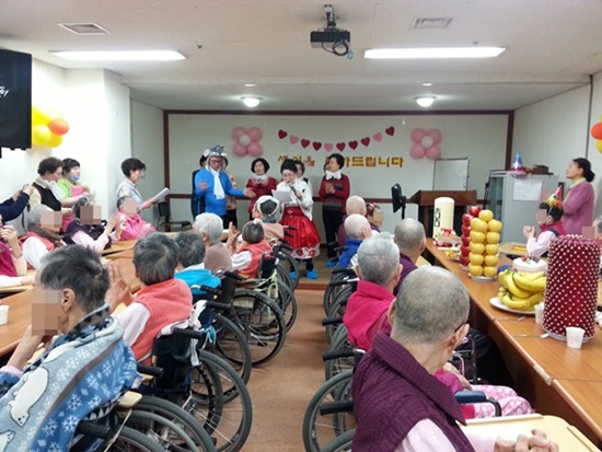 강북노인전문요양원 이미지 2