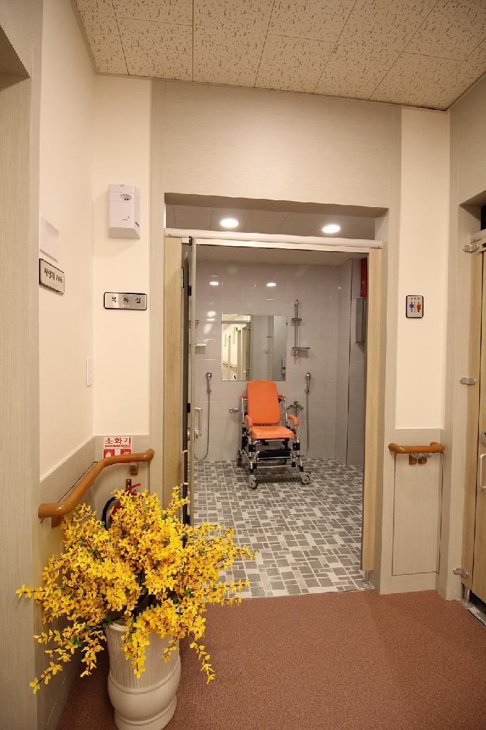 A+서울실버노인전문요양원 이미지 17