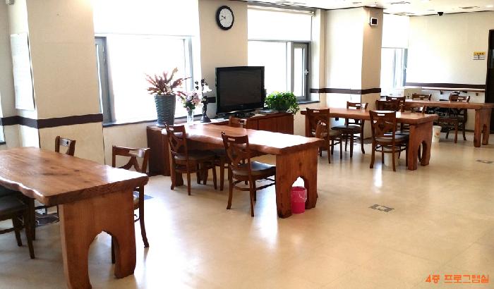 (주)무지개실버케어스 이미지 10