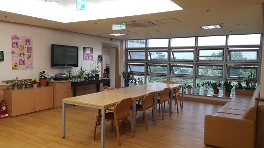 구립용산노인전문요양원 이미지 10