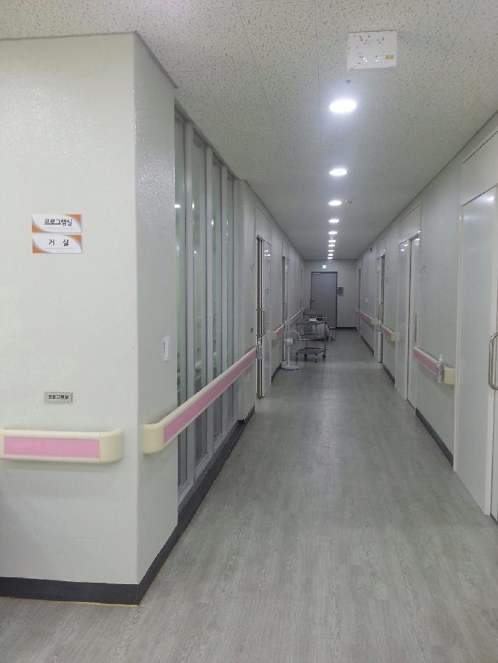 간호전문요양원 이미지 11