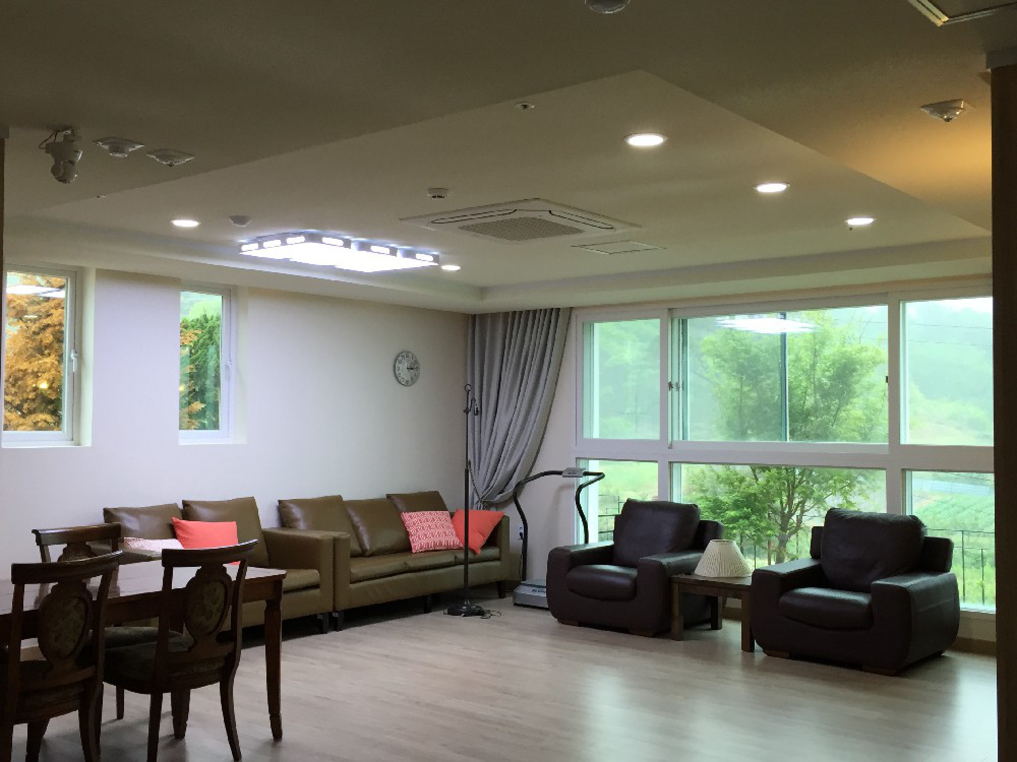 강화해피빌 노인요양공동생활가정 이미지 4