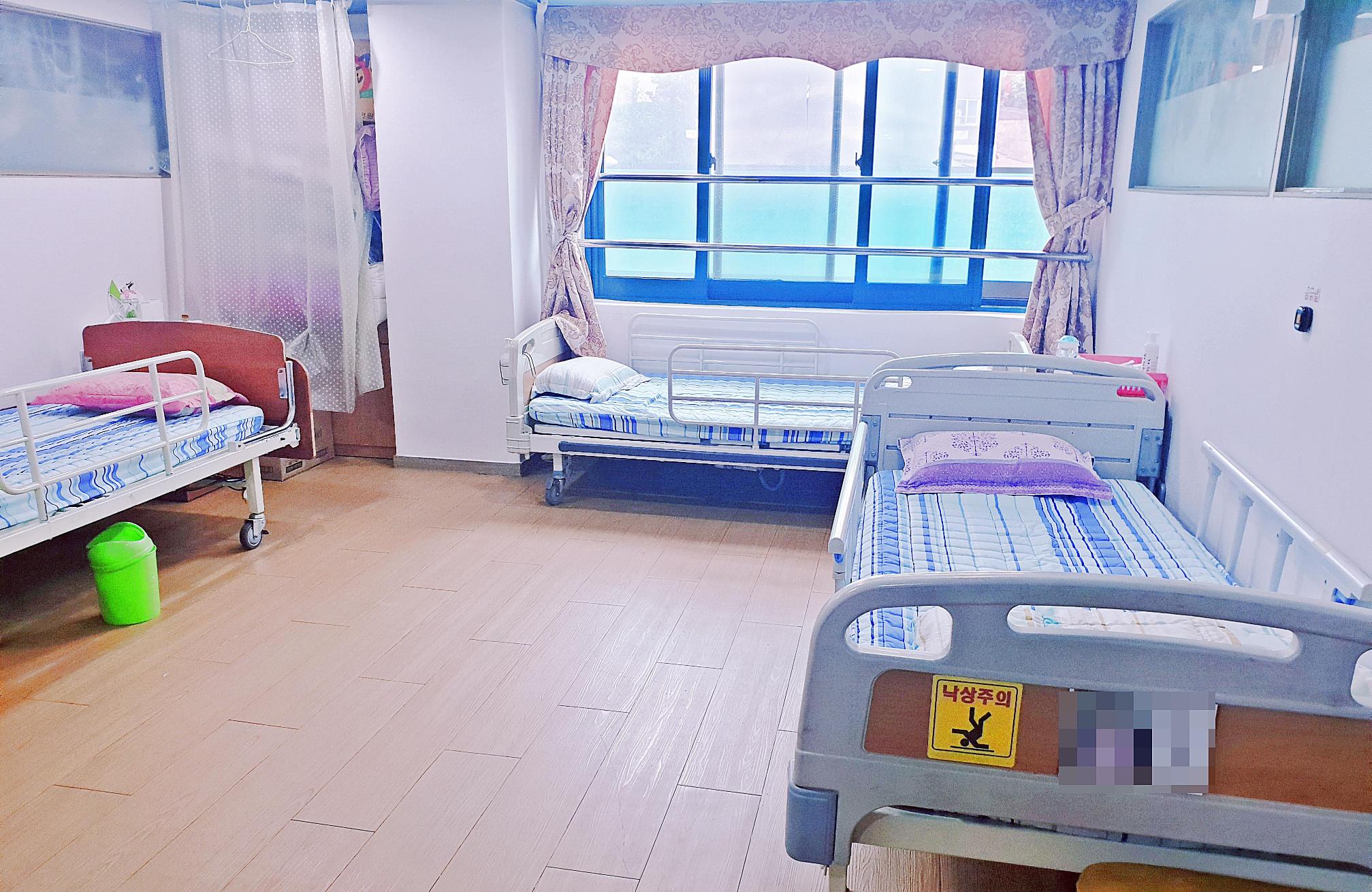 가족사랑노인요양센터 이미지 2