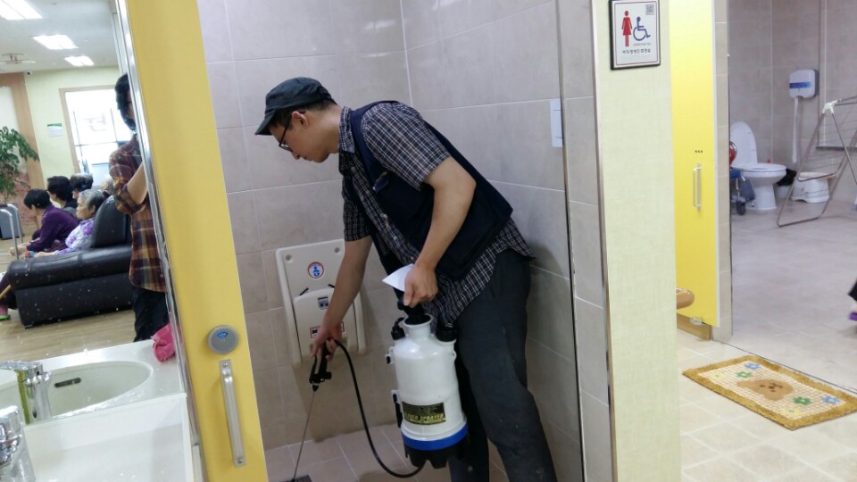 가족사랑요양원 이미지 2