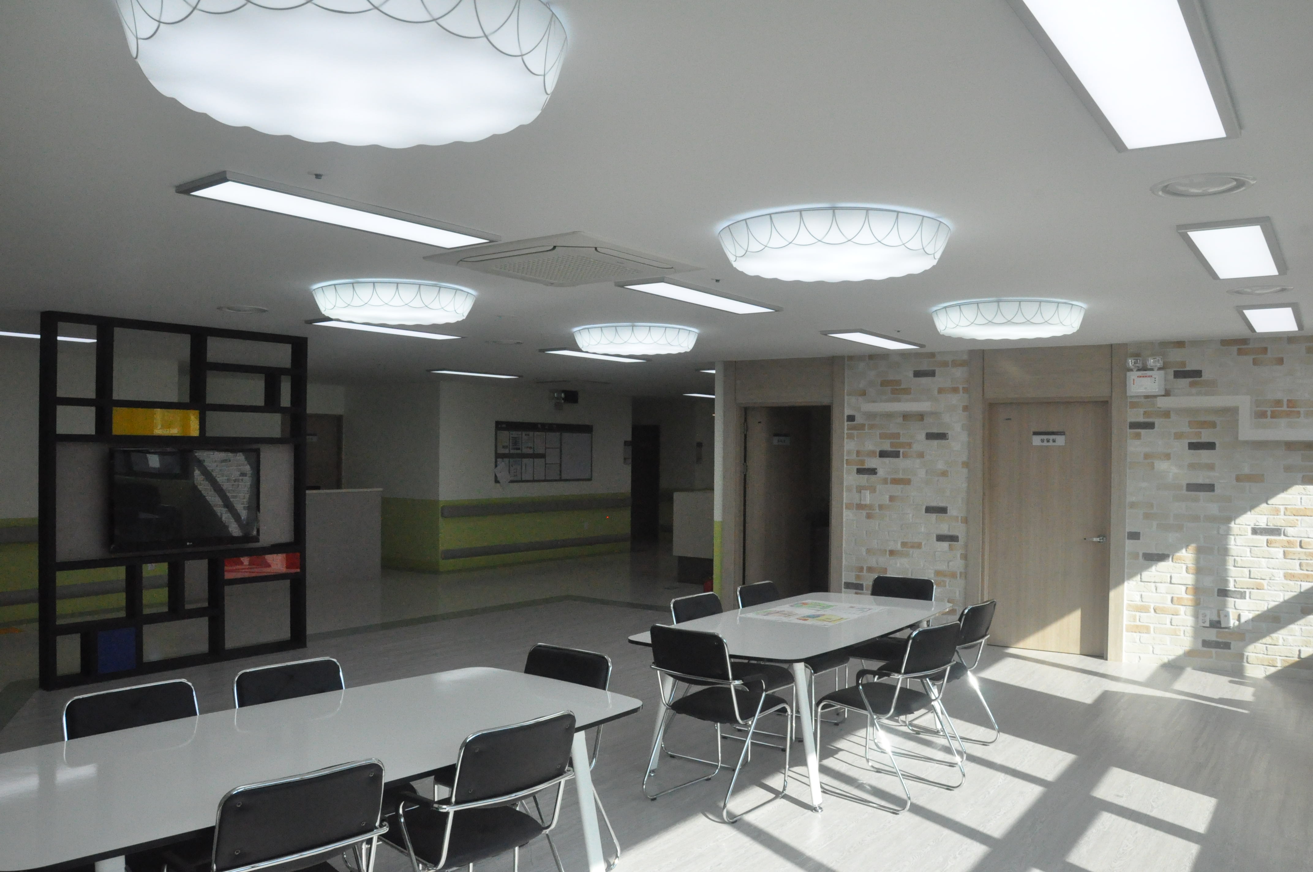 With 다솜요양원 이미지 5