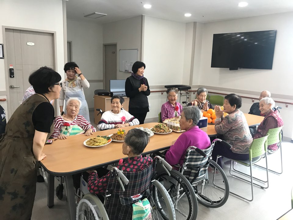 고령요양원 이미지 4