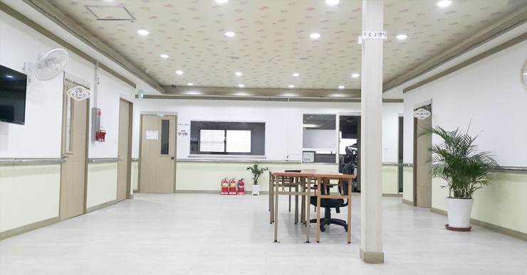 A+행복한그린요양원 이미지 7