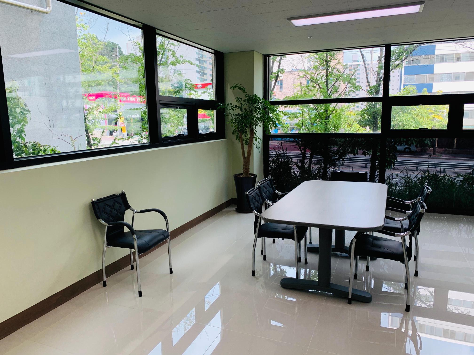 가까운 이웃 노인요양원 이미지 3