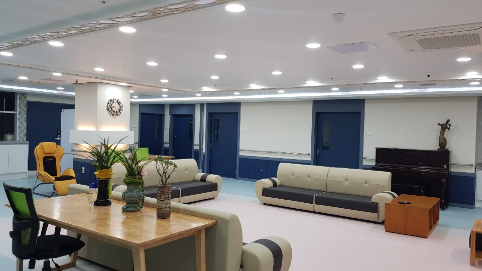 100세 효 요양원 이미지 11