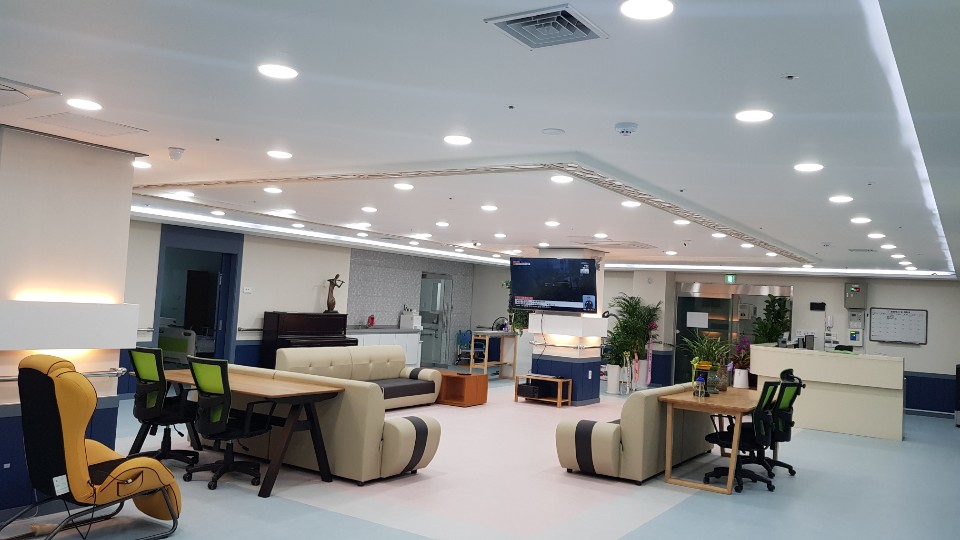 100세 효 요양원 이미지 10