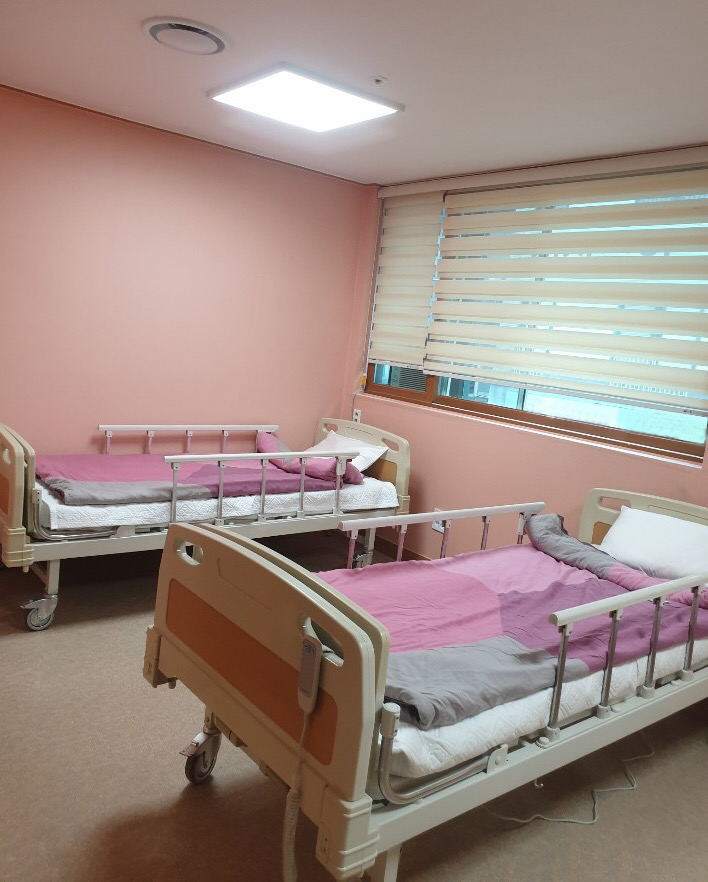 가온요양원 이미지 2