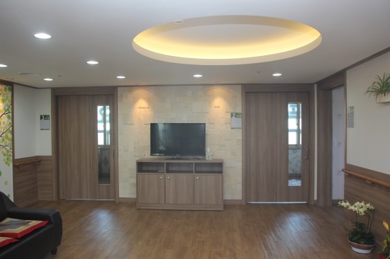 고래요양원 이미지 3