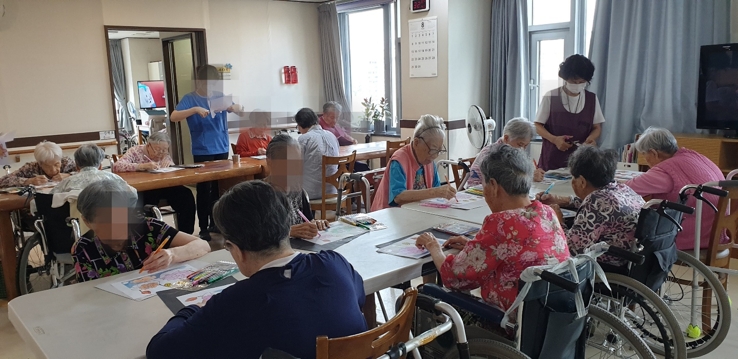 (주)무지개실버케어스 이미지 18