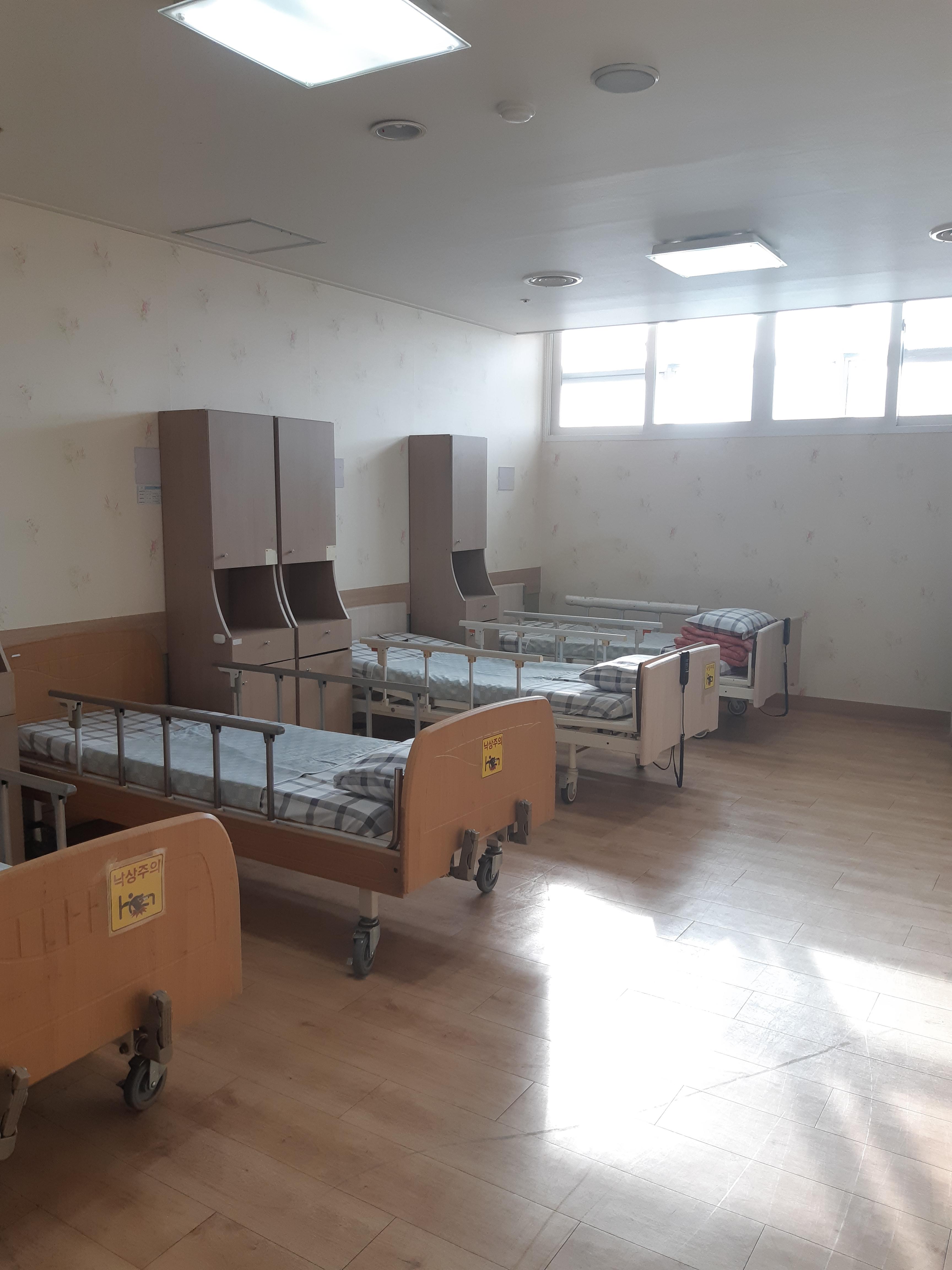 구로푸른요양원 이미지 2