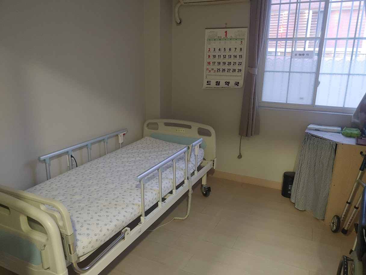 가득한사랑실버홈 이미지 6