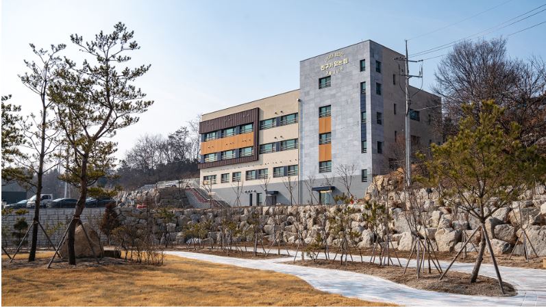 골든브릿지친구가있는집재활요양원 이미지 3