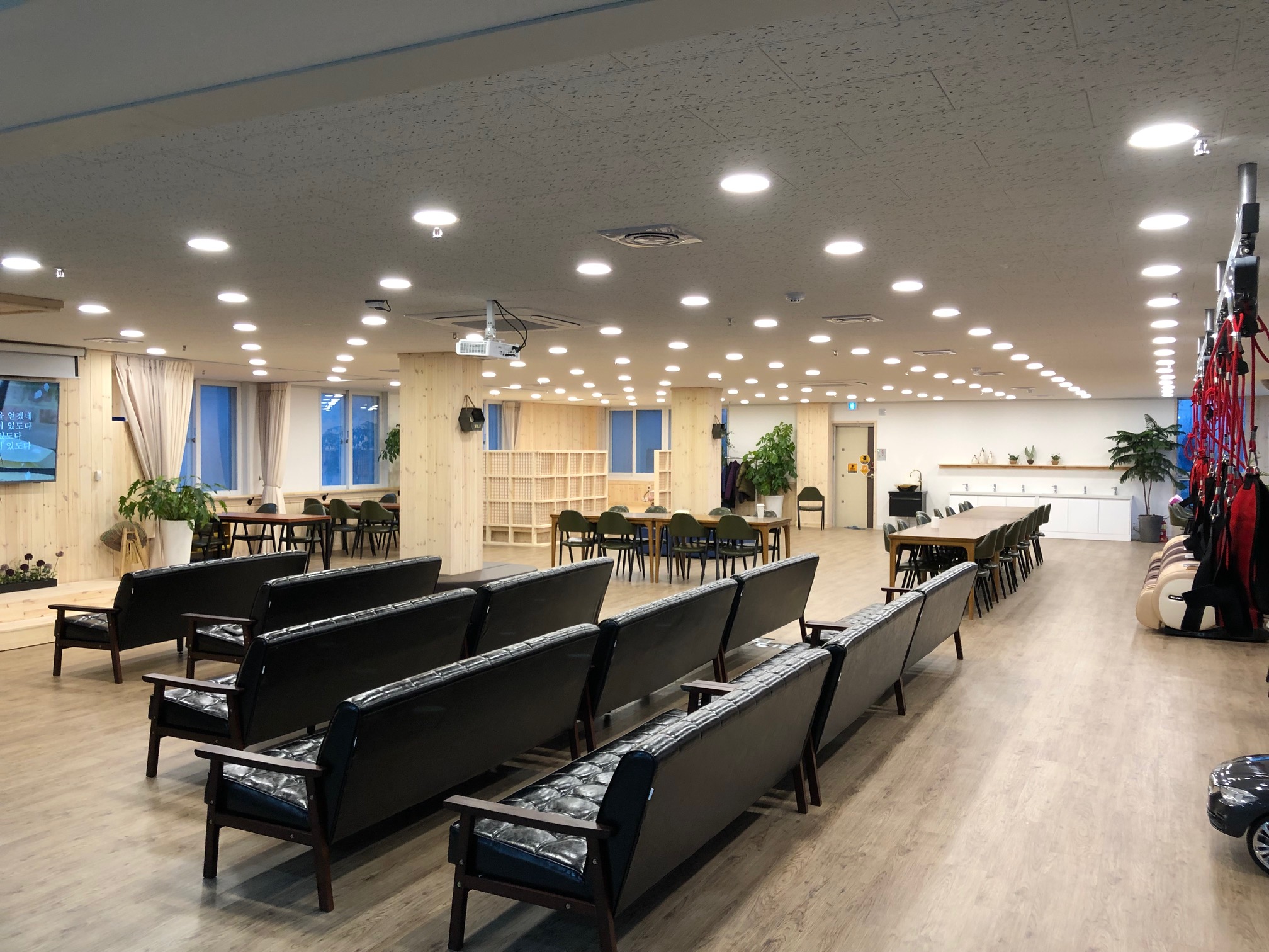 가족사랑요양원 이미지 2