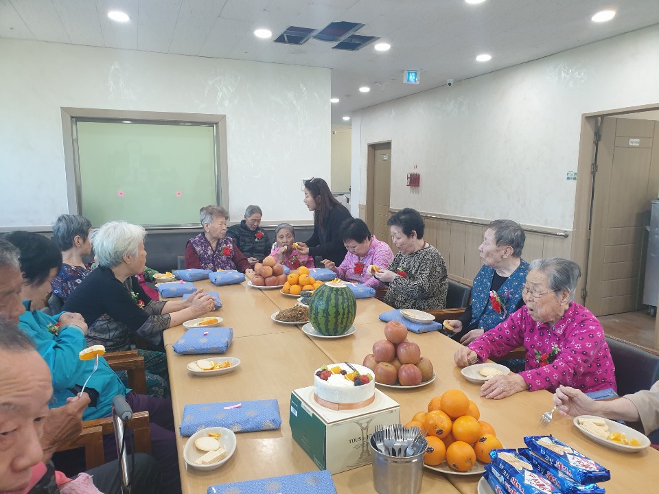 VIP요양원 이미지 8