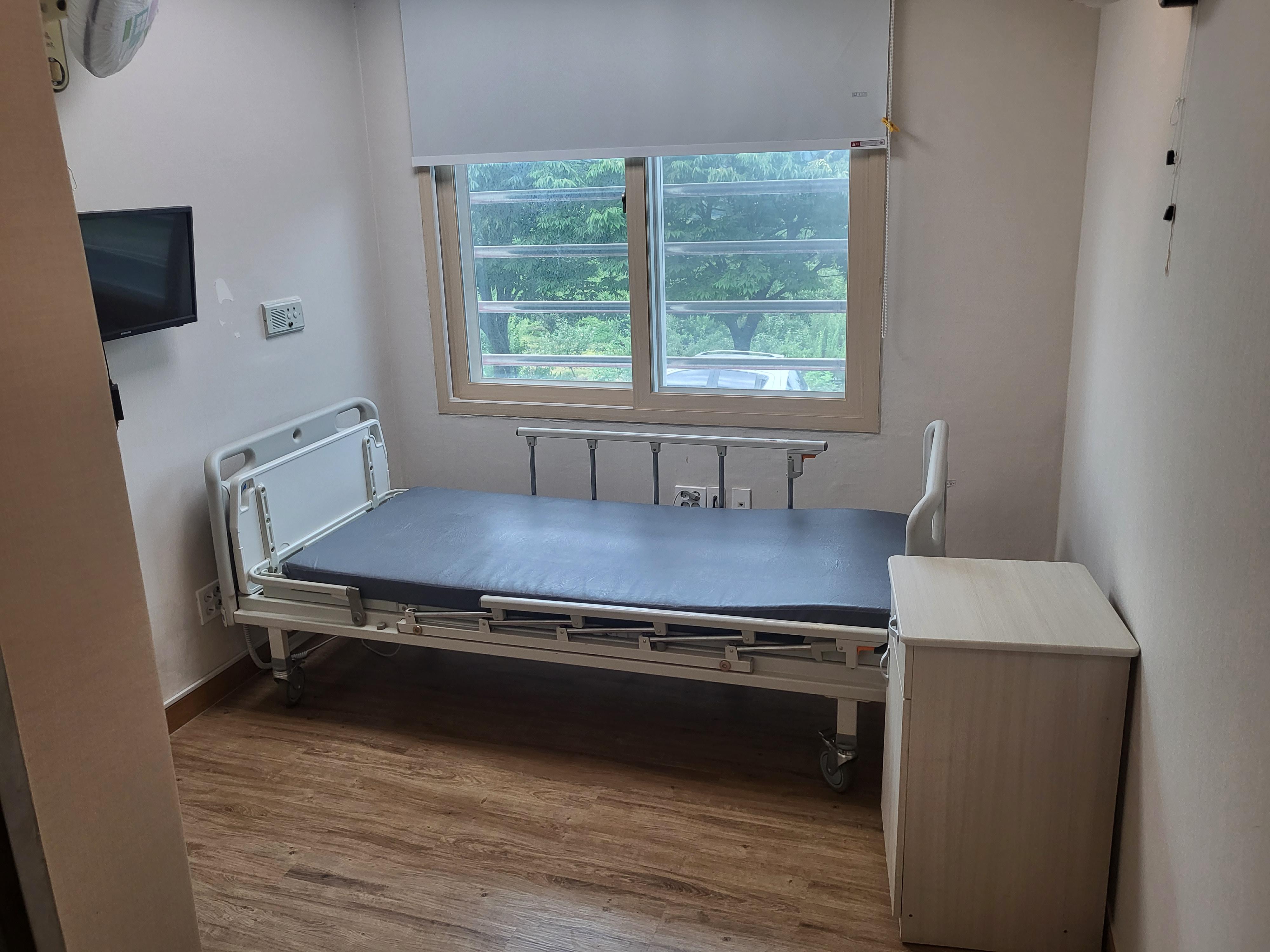 구례군노인전문요양원 이미지 6