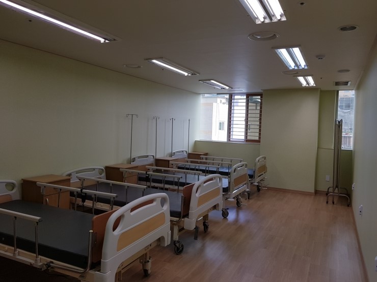 가족튼튼요양원 이미지 10