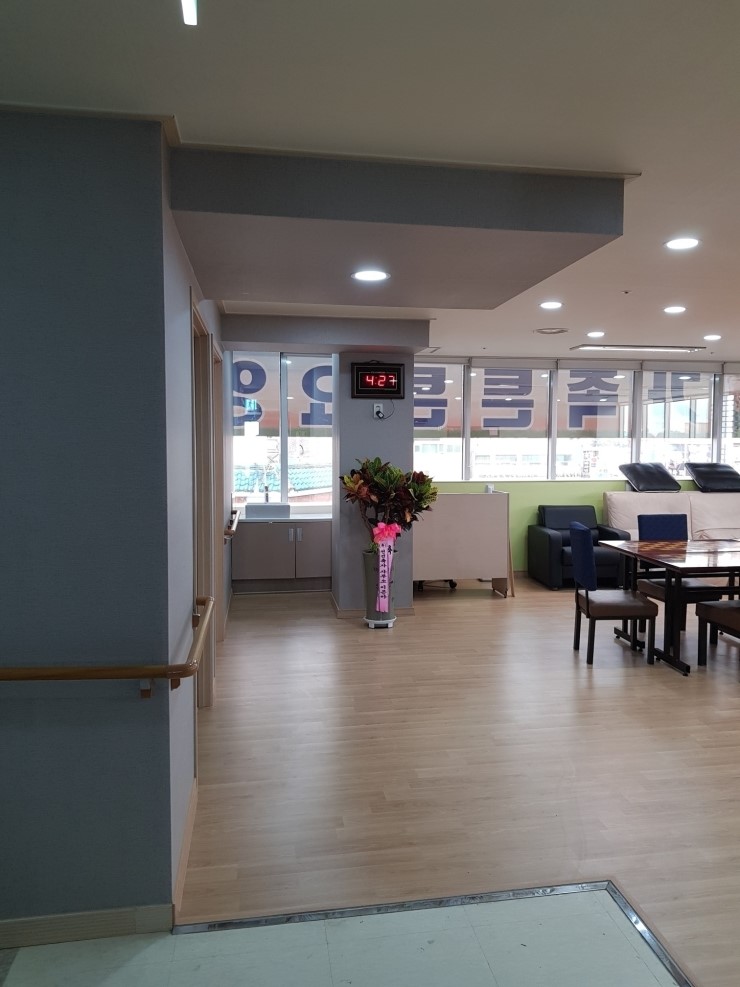 가족튼튼요양원 이미지 15