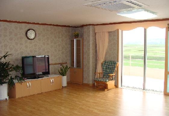 밀알노인요양공동생활가정 이미지 13