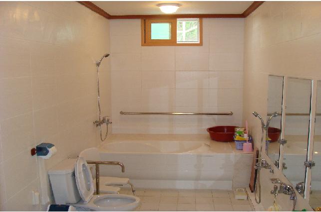 밀알노인요양공동생활가정 이미지 12