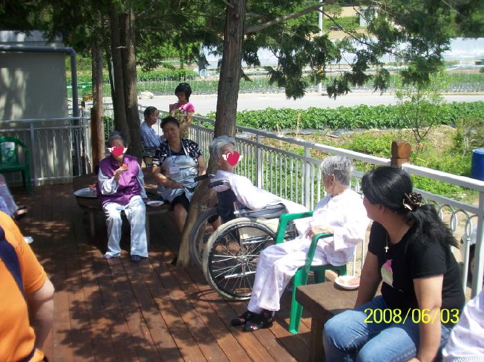 반월노인사랑의집 이미지 8