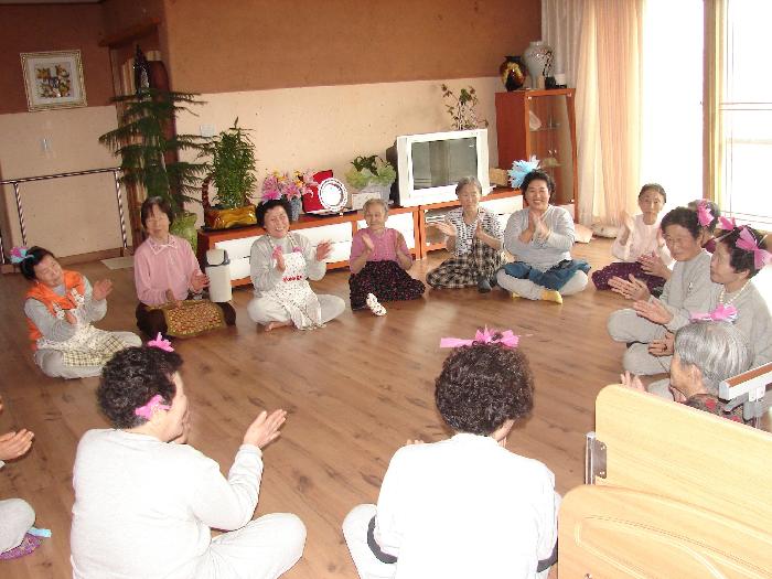 사랑마을요양원 이미지 11