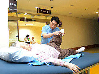 시니어스너싱홈 이미지 6