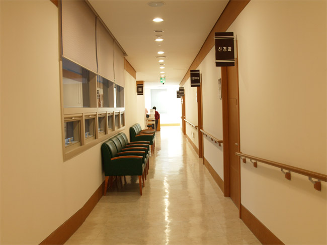 시니어스너싱홈 이미지 15