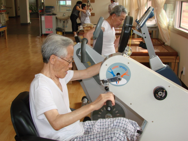 은나래실버센터 이미지 2