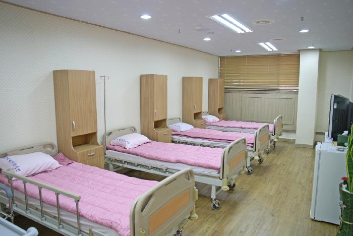 티.에이치.시 청계요양원 이미지 5