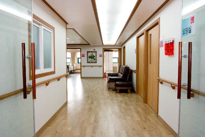 햇살노인전문요양원 이미지 17