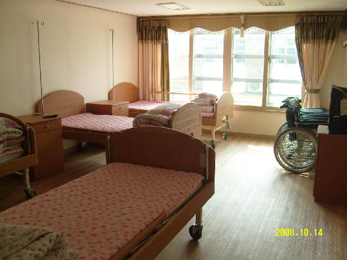 평택시노인전문요양원 이미지 32