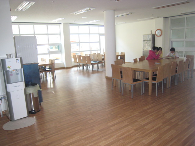 예가노인전문요양원 이미지 12